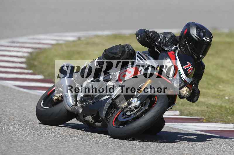 /01 02.04.2026 MAZ ADR/Gruppe rot/76